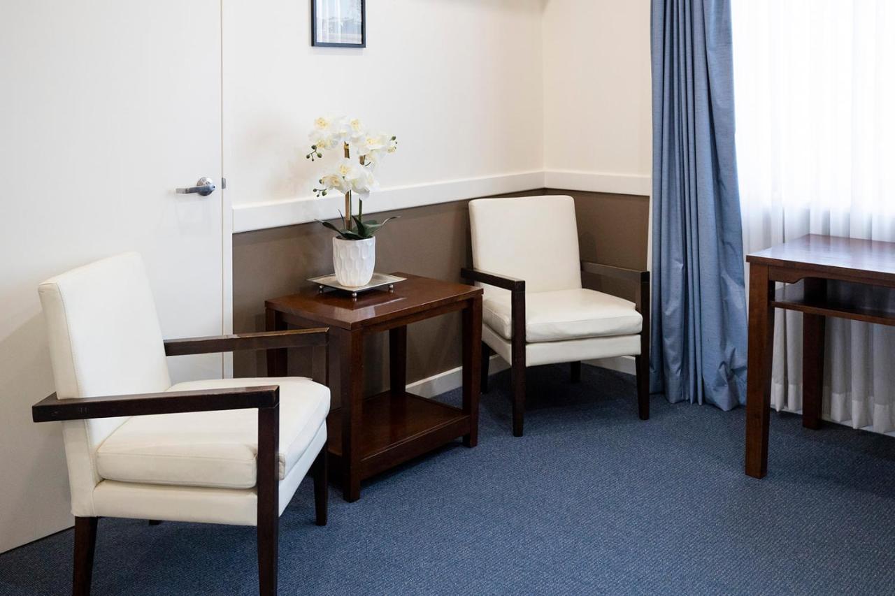 Hawkesbury Race Club Motel Γουίνσδορ Εξωτερικό φωτογραφία A room at the hotel